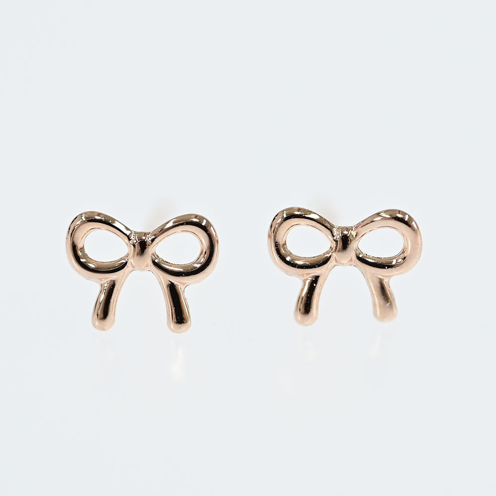 ダイヤモンド ピアス
