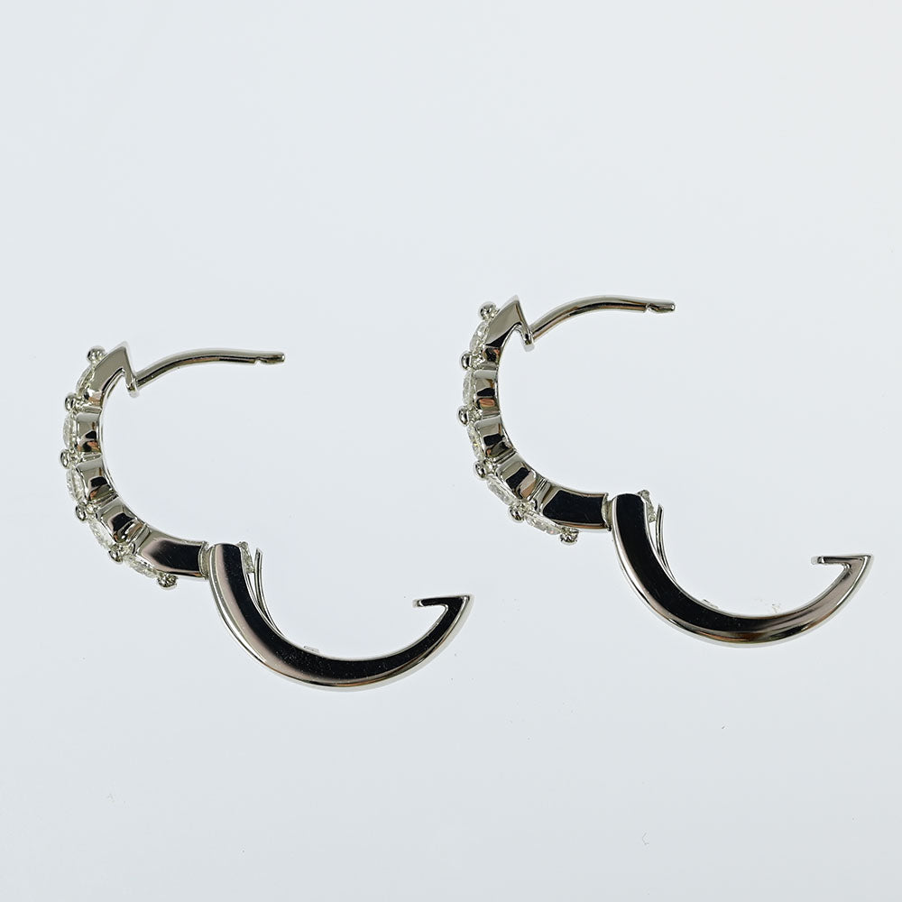 ダイヤモンド ピアス