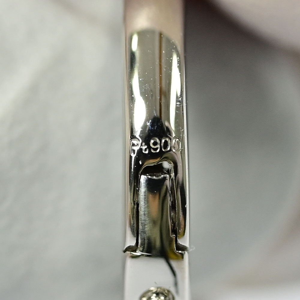 ダイヤモンド ピアス