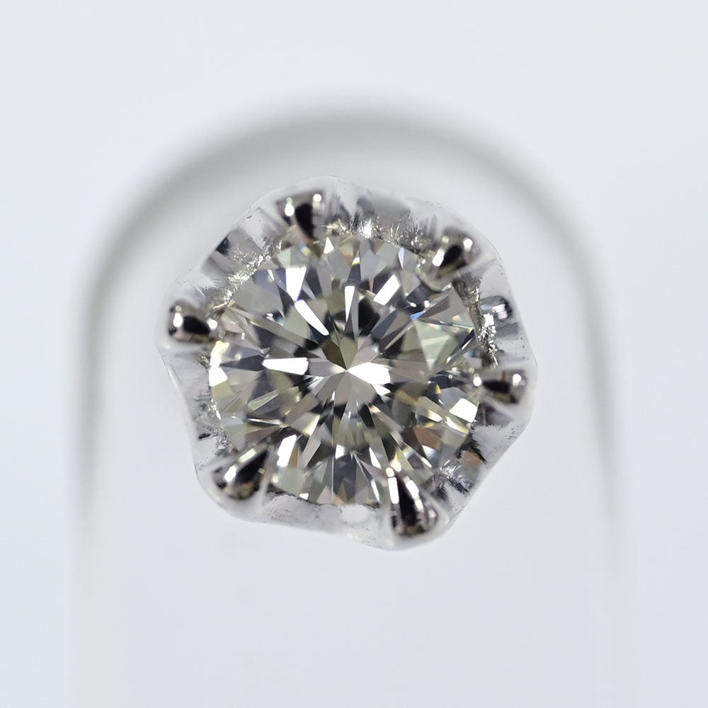 ダイヤモンド ピアス