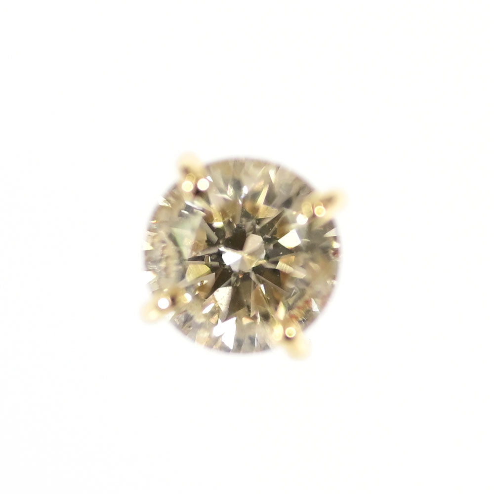 ダイヤモンド ピアス