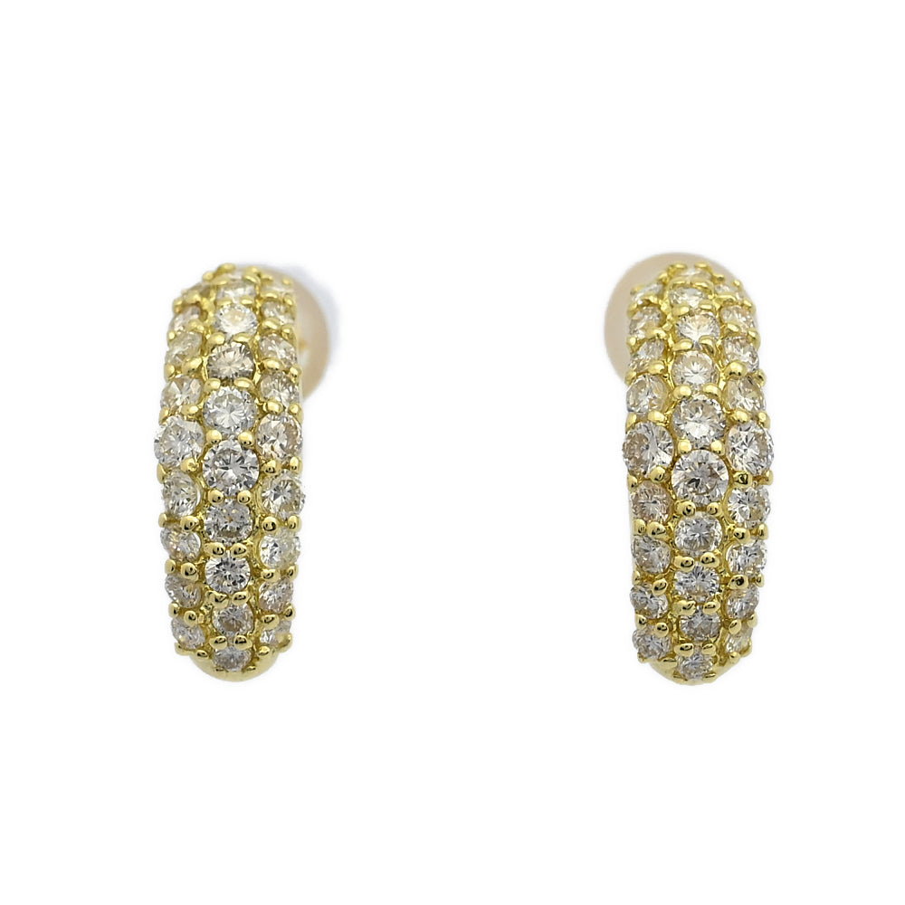 ダイヤモンド ピアス