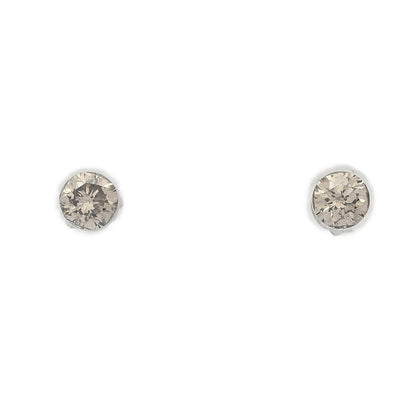 ダイヤモンド ピアス