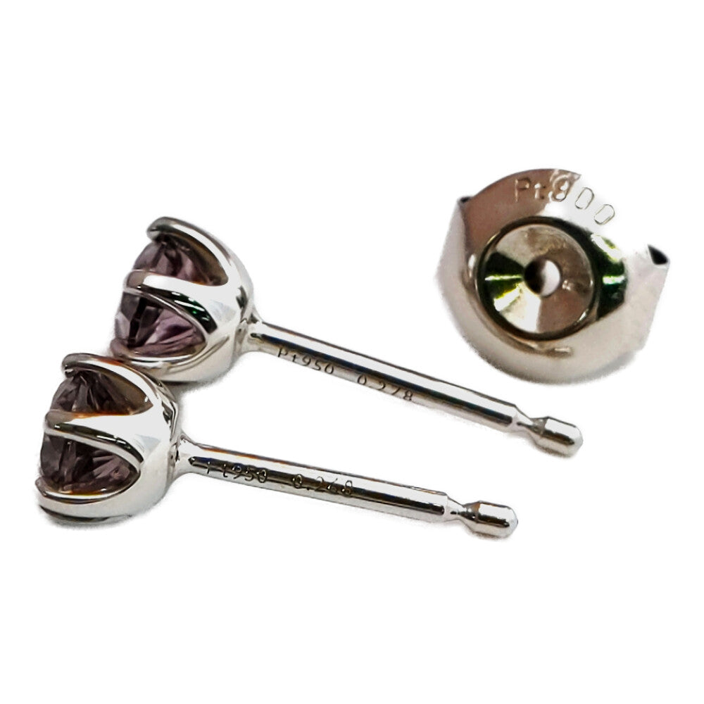 スピネル ピアス