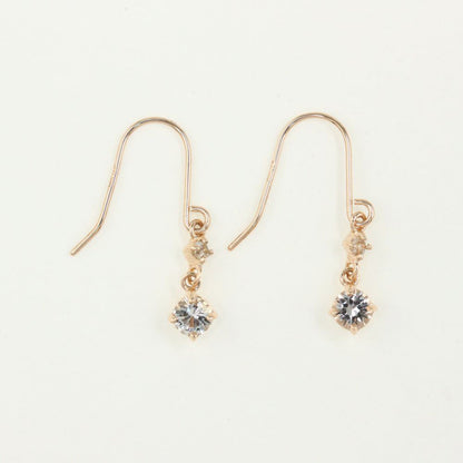 ヨンドシー ピアス