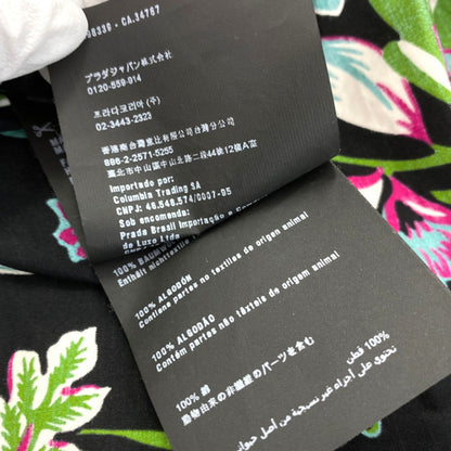 プラダ トップス
