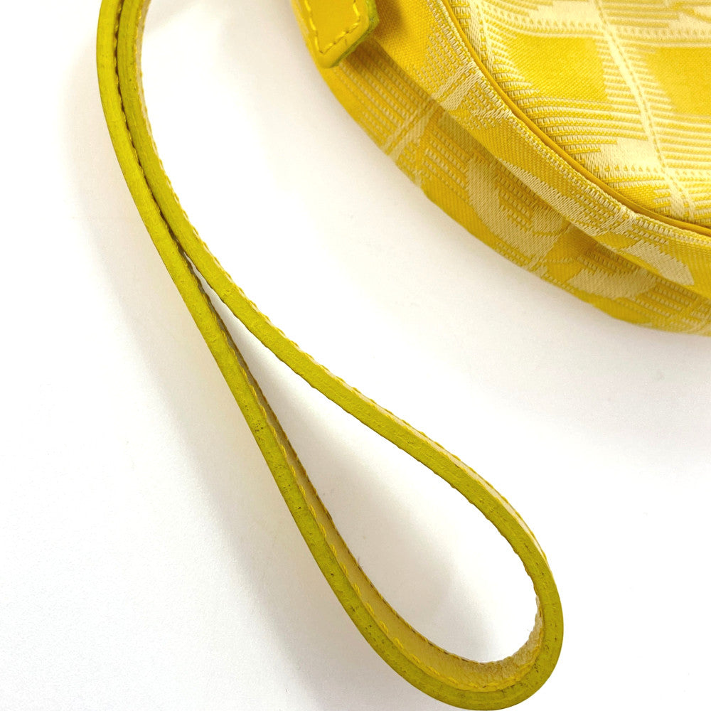 シャネル ポーチ